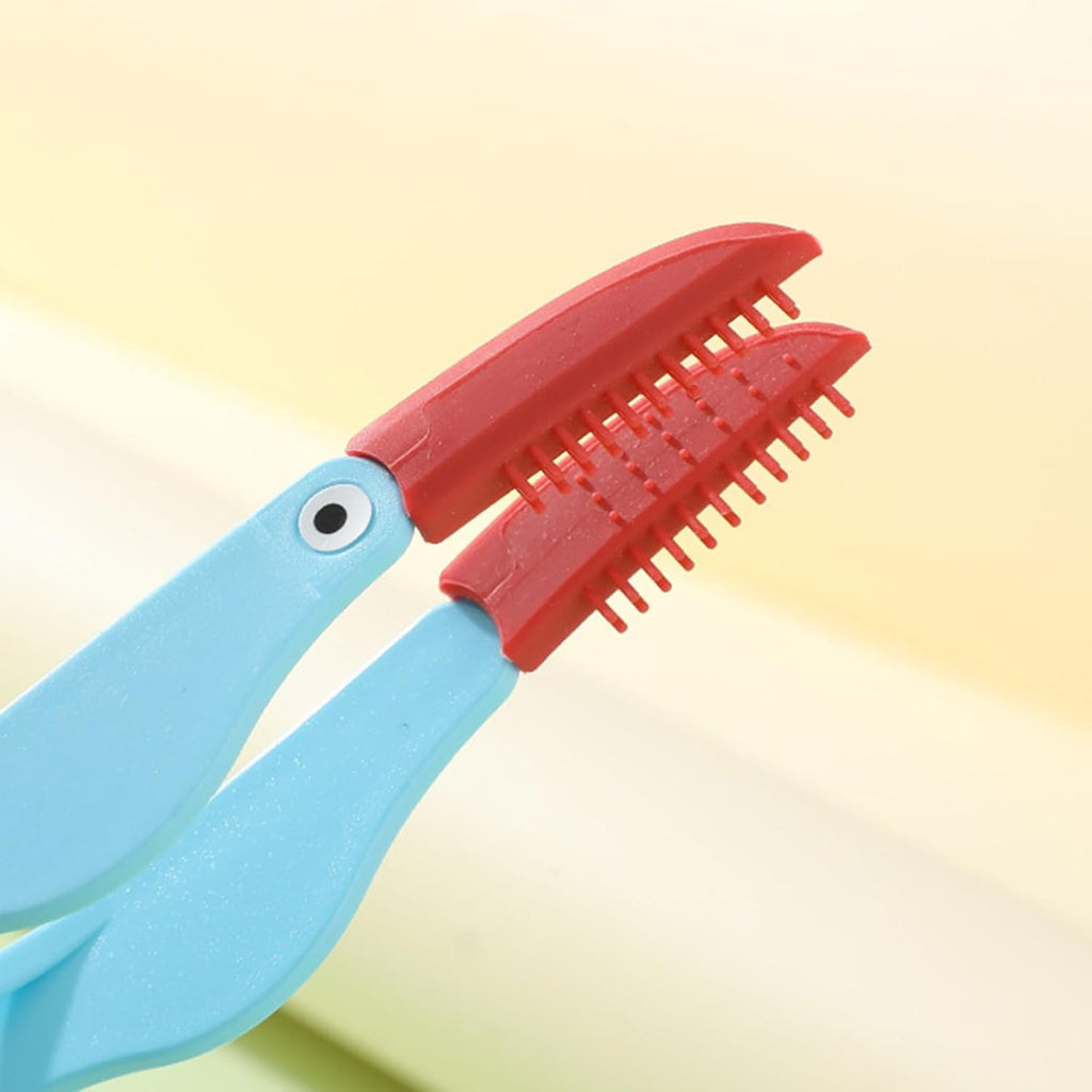 Soft Silicone Pet Tear Stain Remover Brush - Cat & Dog Eye Cleaning Comb - SqueakyPet